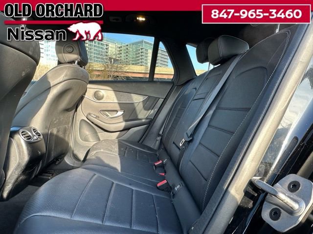 Used 2022 Mercedes-Benz GLC 300 4MATIC image 15