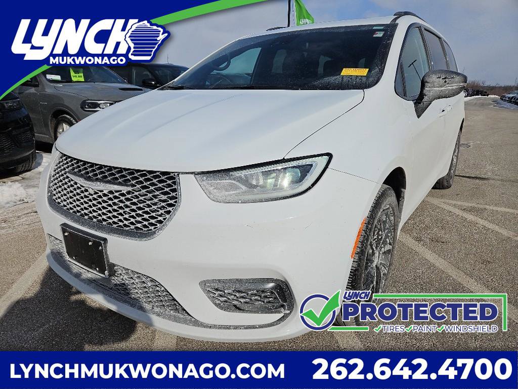 Used 2023 Chrysler Pacifica Limited w/ S Appearance Package