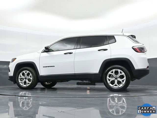 Used 2025 Jeep Compass Sport image 38