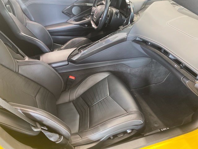 Used 2025 Chevrolet Corvette Z06 RWD image 11