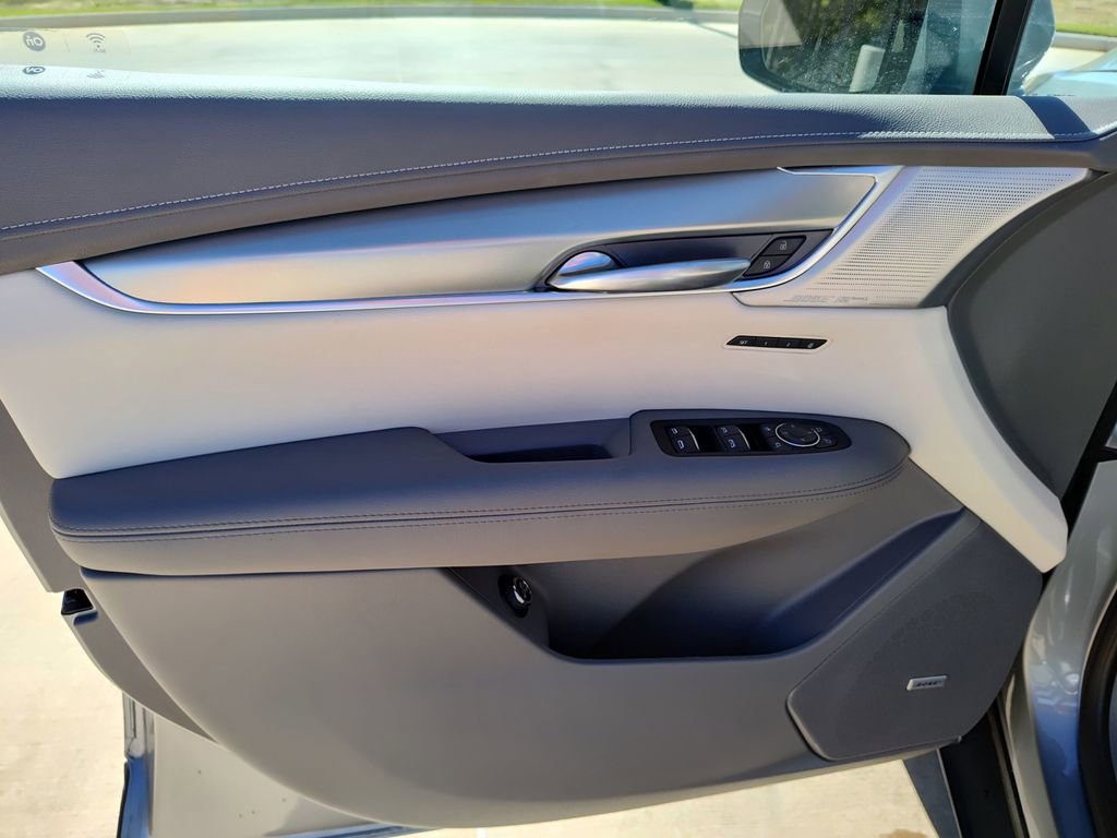 Used 2024 Cadillac XT5 Premium Luxury w/ Technology Package image 15