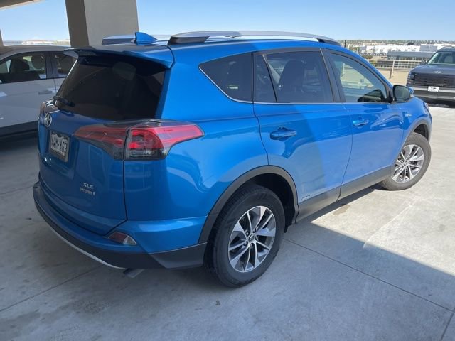 Used 2016 Toyota RAV4 XLE w/ Convenience Package AWD/4WD image 3