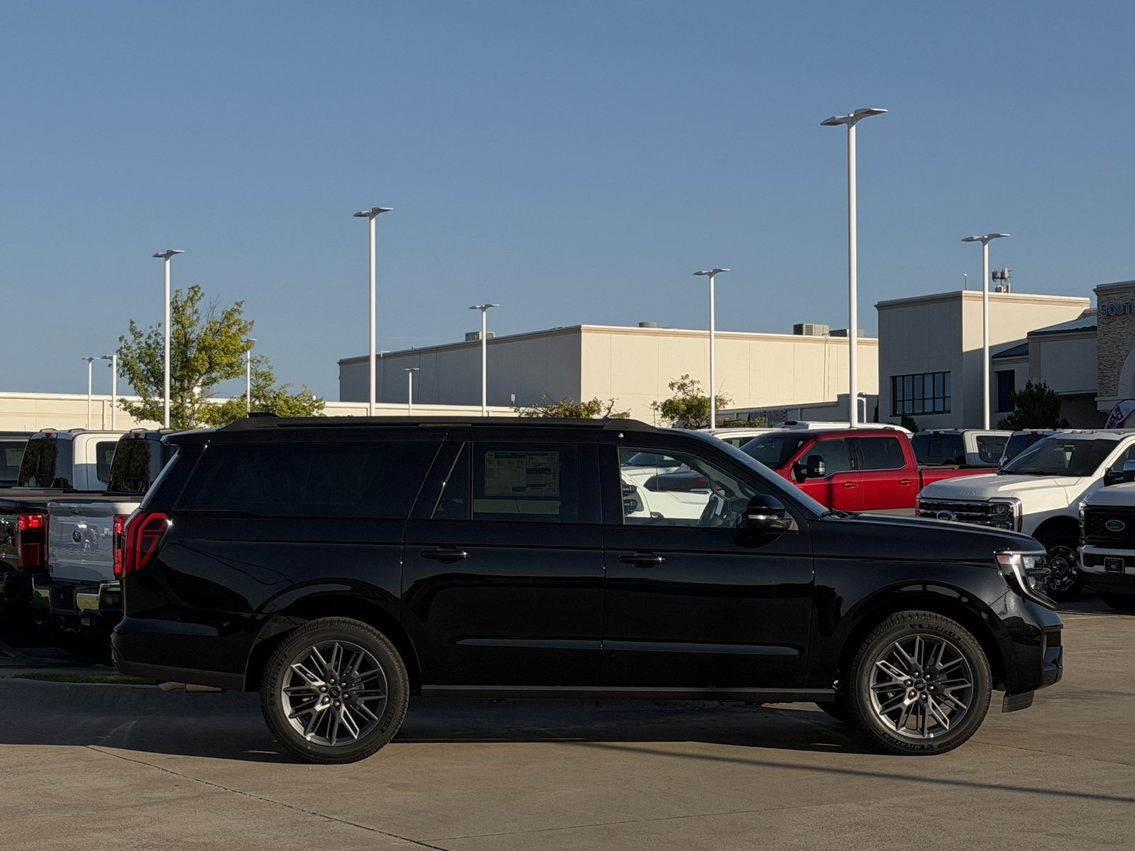 New 2027 Ford Expedition Max Platinum w/ Stealth Appearance Package RWD image 3