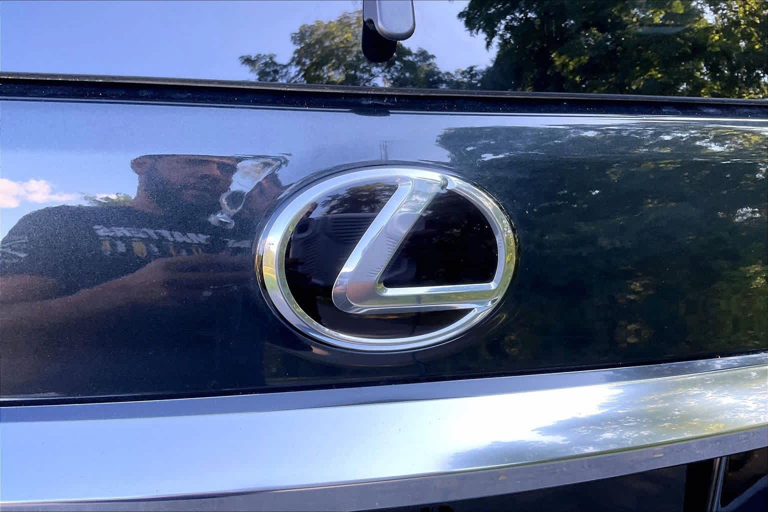 Used 2023 Lexus GX 460 Premium w/ Premium Package AWD/4WD image 31