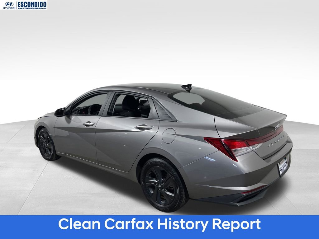 Used 2022 Hyundai Elantra SEL w/ Cargo Package FWD image 3