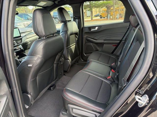 New 2026 Ford Escape ST-Line Select w/ Tech Pack #1 AWD/4WD image 7