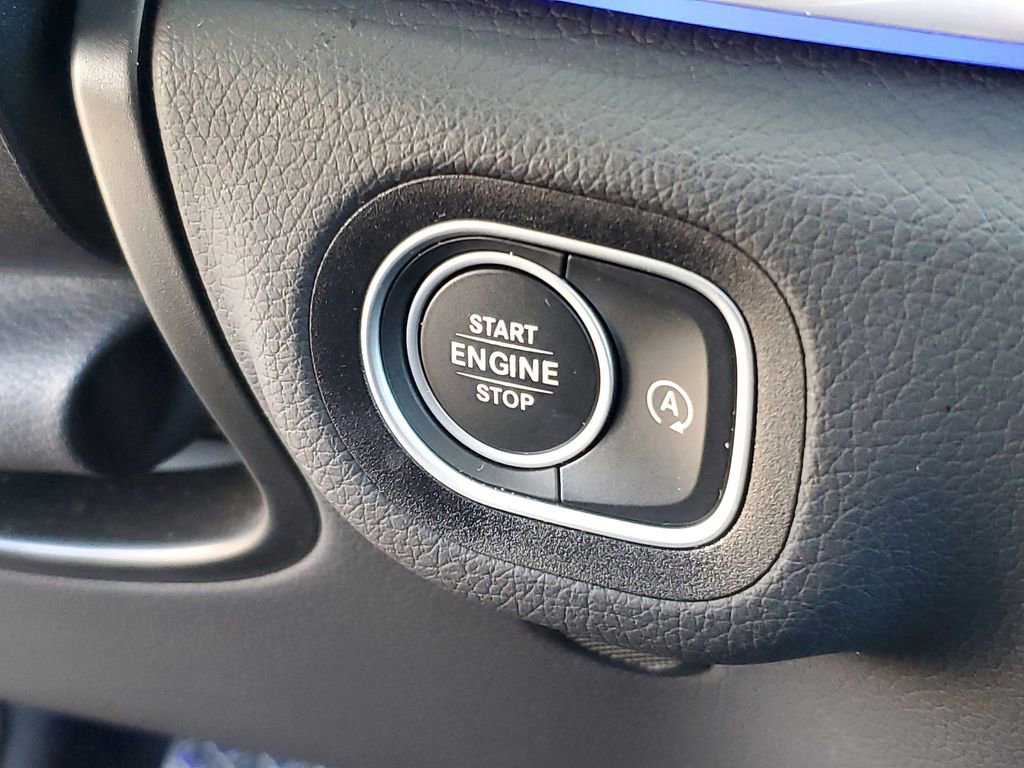 Used 2025 Mercedes-Benz GLS 450 4MATIC image 15