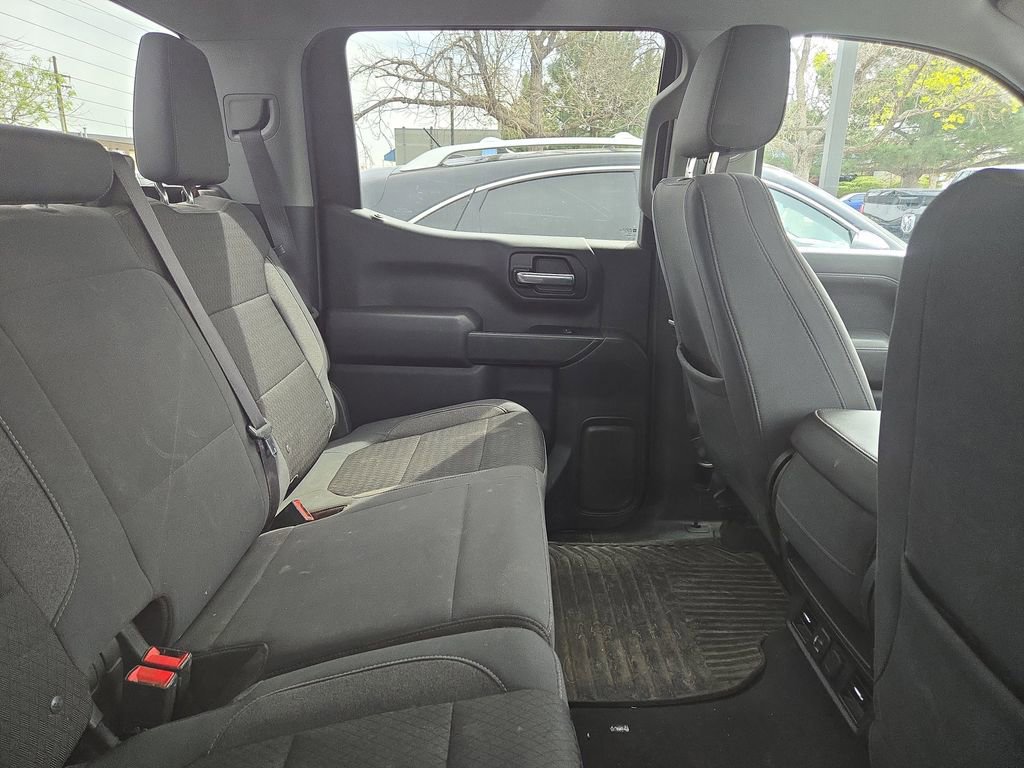 Used 2019 Chevrolet Silverado 1500 LT w/ All-Star Edition image 4