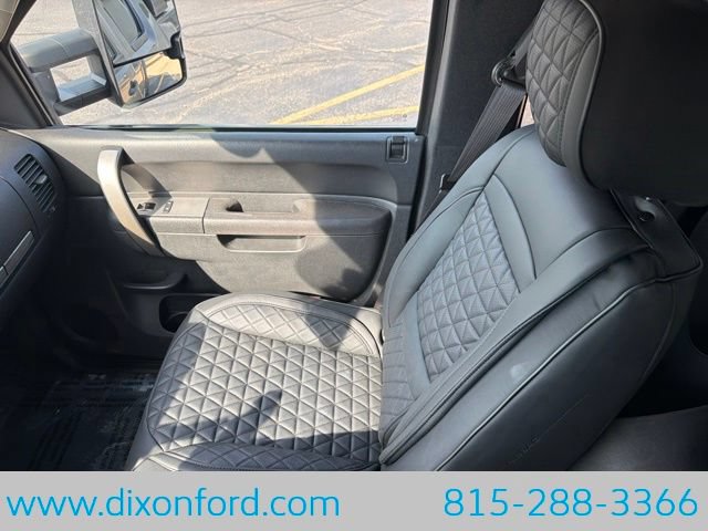 Used 2013 Chevrolet Silverado 1500 LT w/ All-Star Edition AWD/4WD image 18