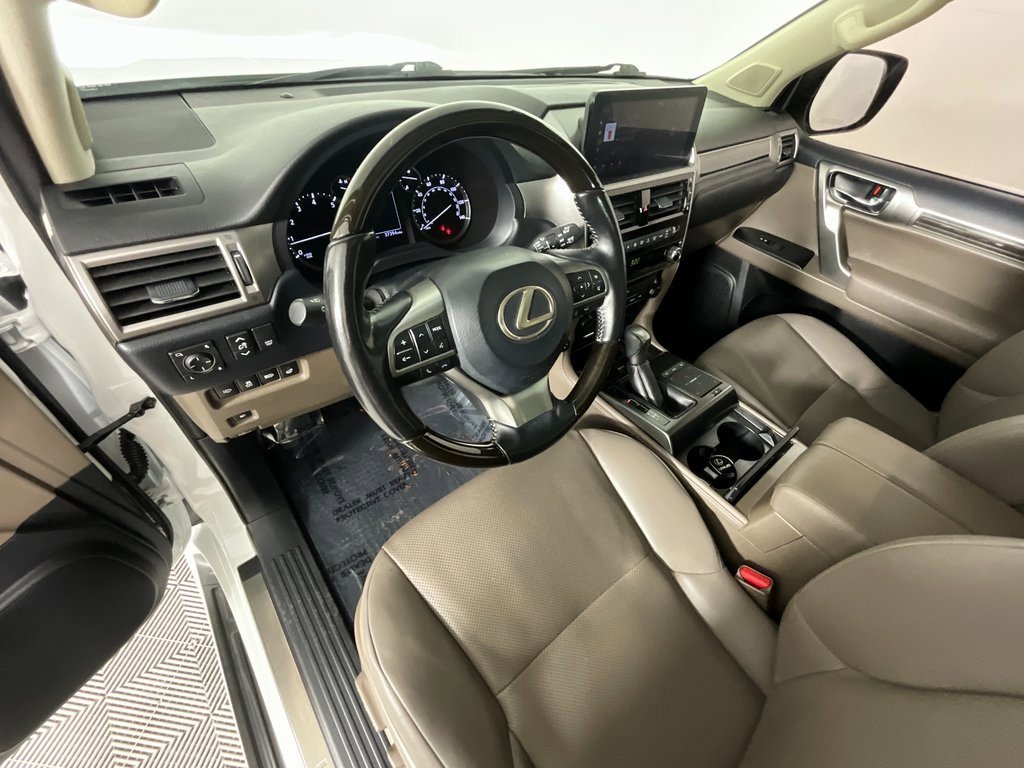 Used 2022 Lexus GX 460 Premium w/ Premium Package image 15