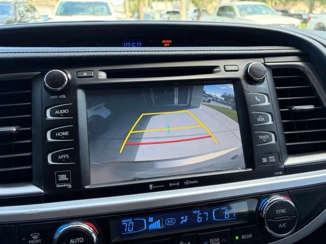 Used 2017 Toyota Highlander Limited FWD image 20