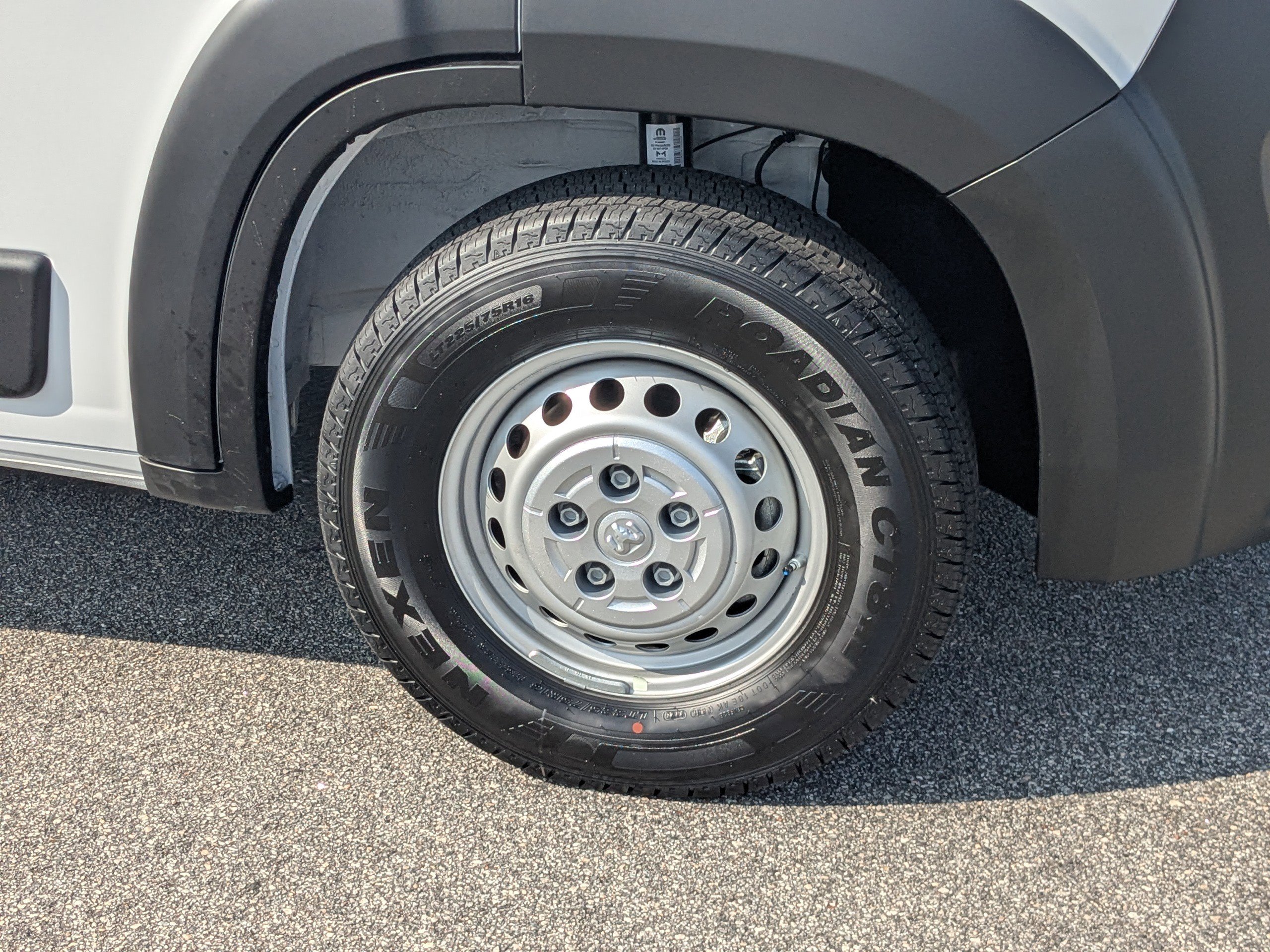 New 2026 RAM ProMaster 2500 w/ Convenience Group image 10