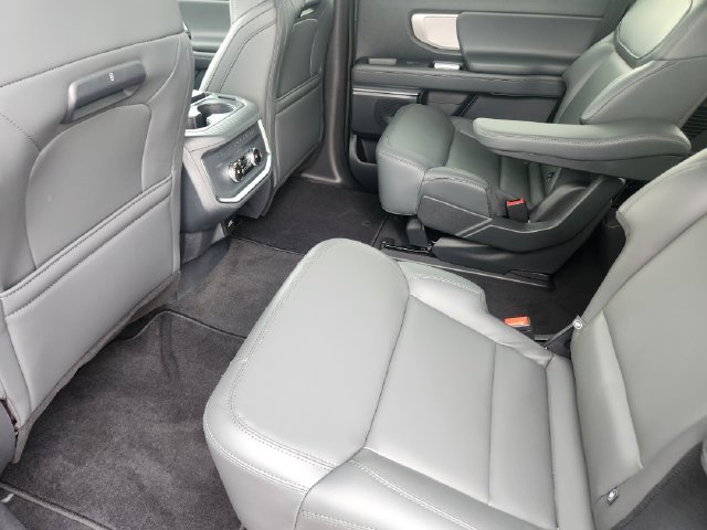 New 2026 Ford Expedition Active RWD image 31