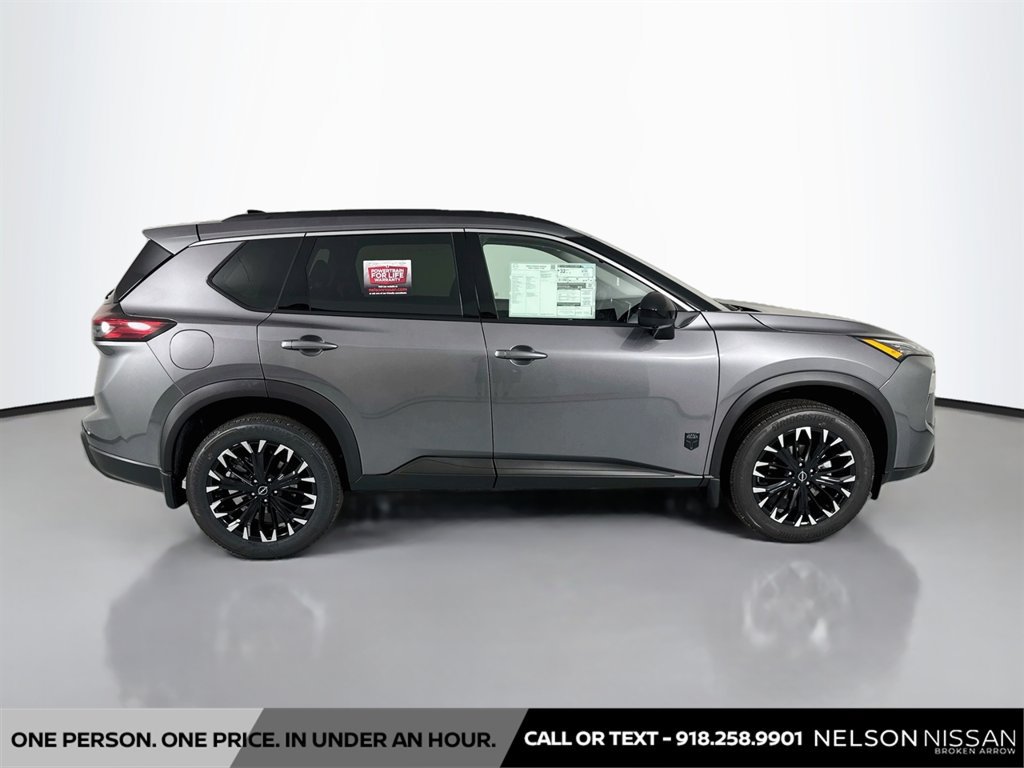 New 2026 Nissan Rogue Dark Armor FWD image 4