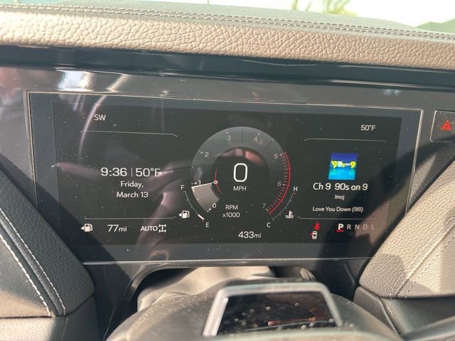 Used 2025 GMC Yukon Denali w/ Denali Reserve Package AWD/4WD image 17