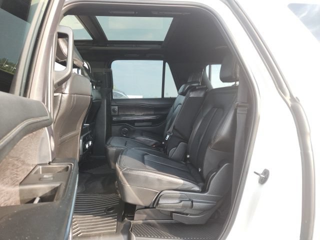Used 2021 Ford Expedition Max Limited AWD/4WD image 17
