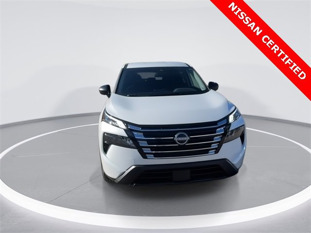 Certified 2025 Nissan Rogue S image 3