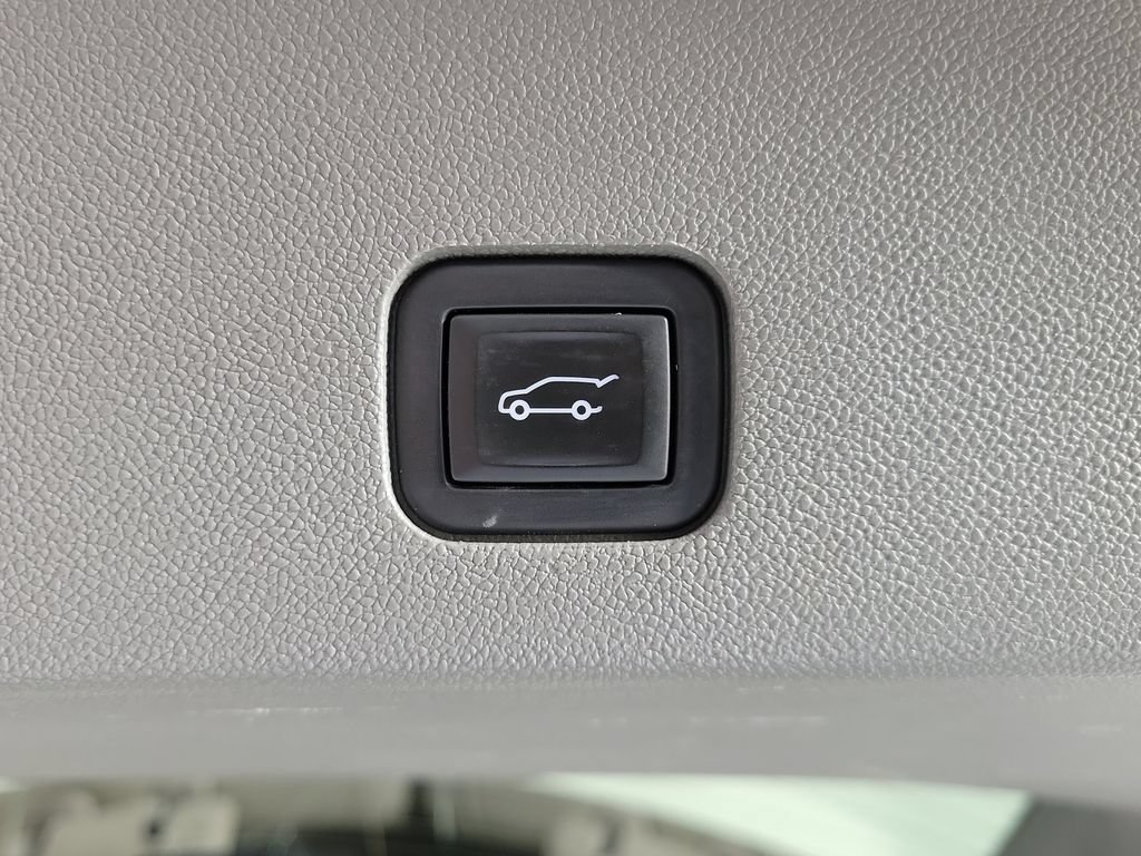 Used 2021 Cadillac XT6 Premium Luxury FWD image 9