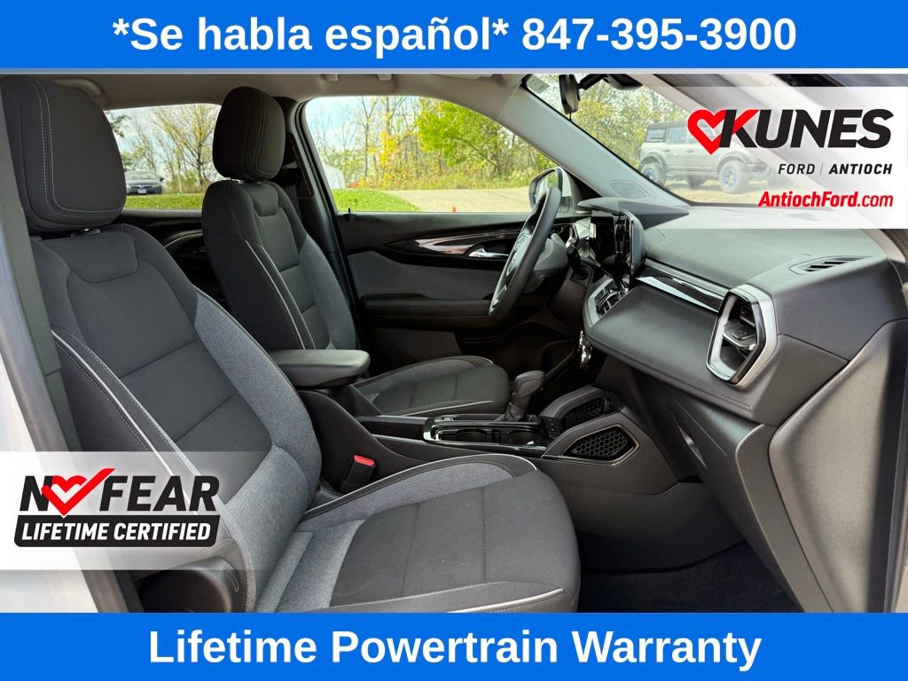Used 2024 Chevrolet TrailBlazer LT w/ Driver Confidence Package image 16