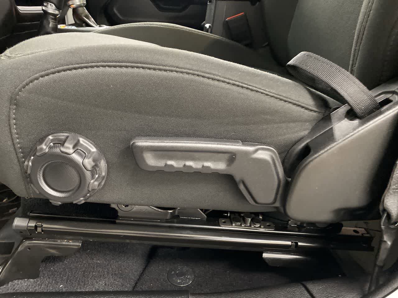 Used 2023 Jeep Wrangler Sport S AWD/4WD image 14