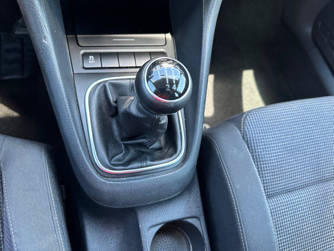 Used 2014 Volkswagen Golf TDI FWD image 21