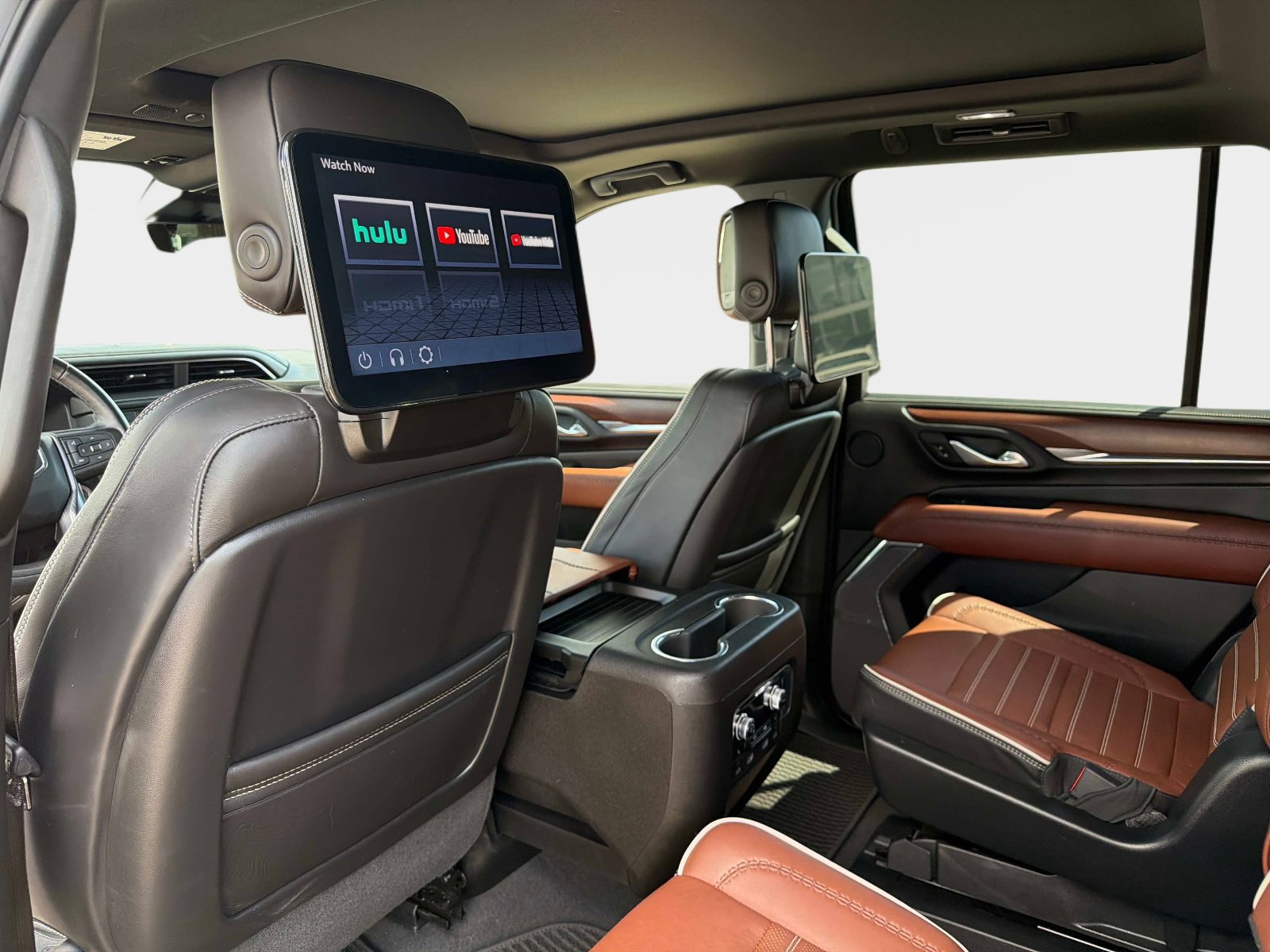 Used 2023 GMC Yukon Denali Ultimate image 14