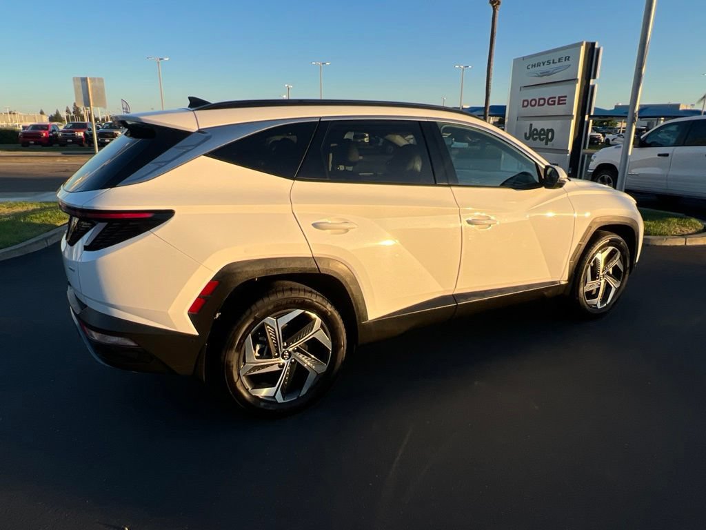 Used 2023 Hyundai Tucson Limited w/ Cargo Package AWD/4WD image 15