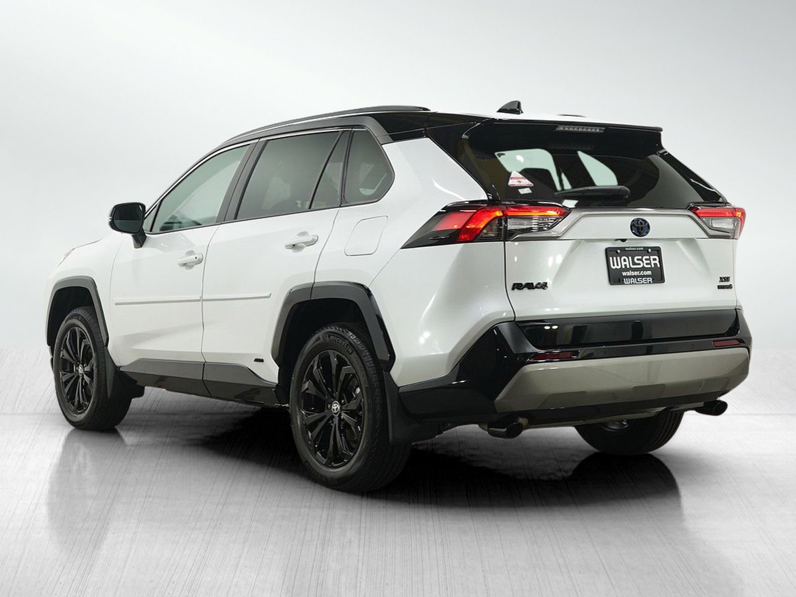 Used 2024 Toyota RAV4 XSE w/ Advanced Technology Package image 3