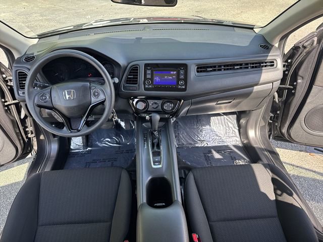 Used 2018 Honda HR-V LX image 9