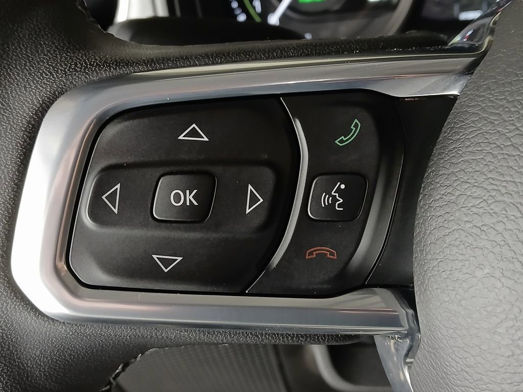 Used 2025 Jeep Wrangler Unlimited Sahara image 27