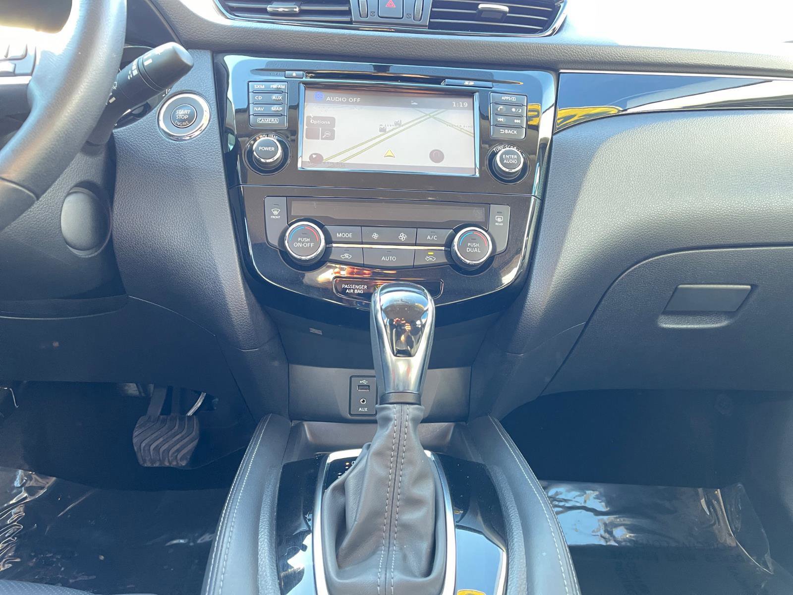 Used 2018 Nissan Rogue Sport SL image 10