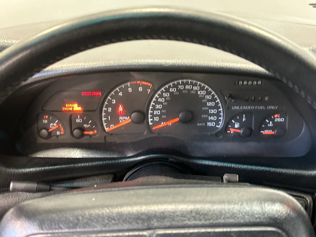 Used 1995 Chevrolet Camaro Z28 RWD image 16