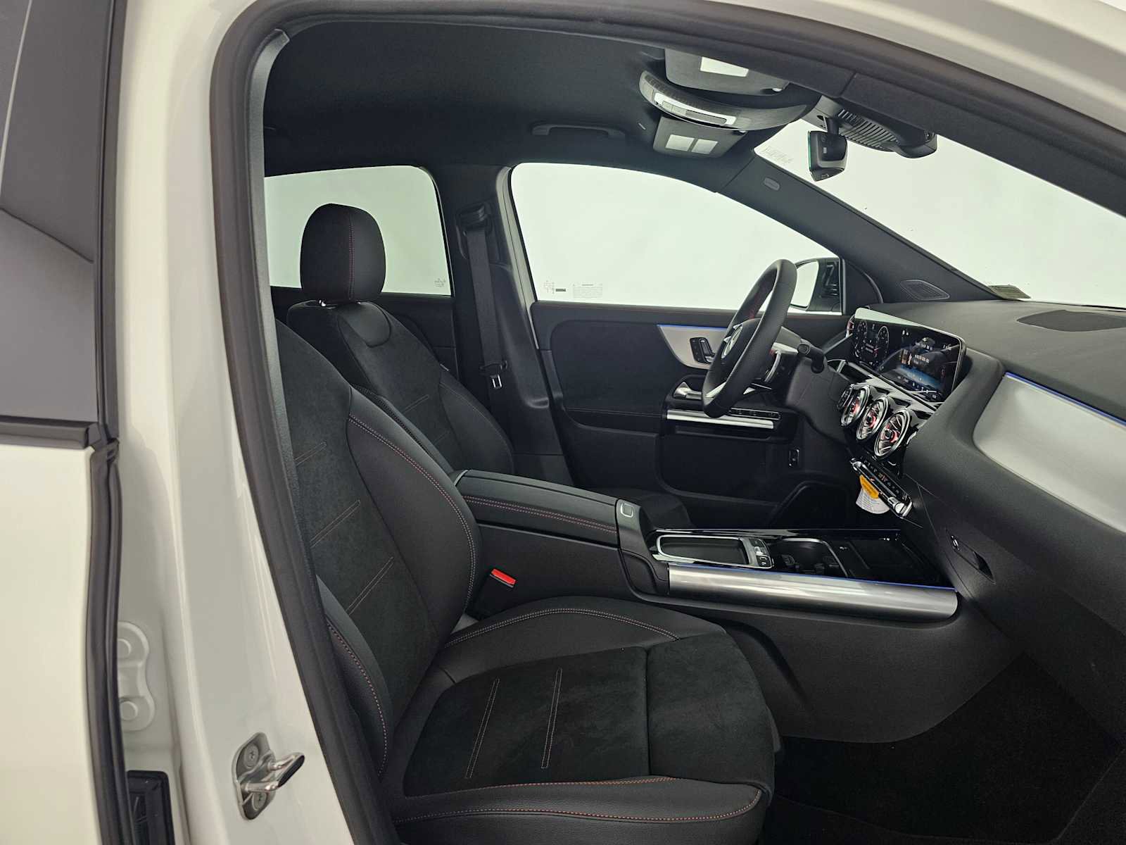 Used 2026 Mercedes-Benz GLA 250 image 10