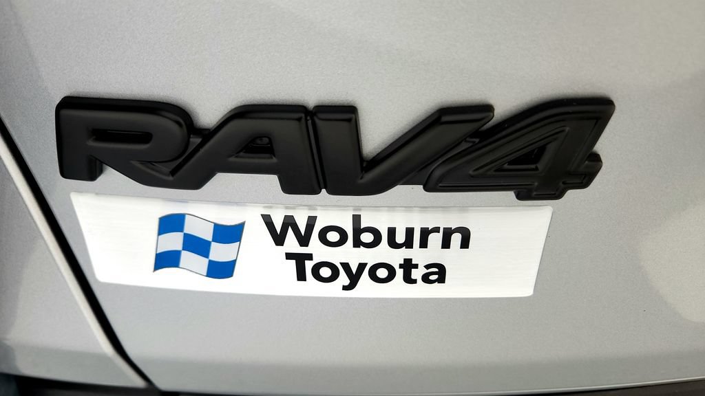 Used 2025 Toyota RAV4 XLE w/ Convenience Package AWD/4WD image 13