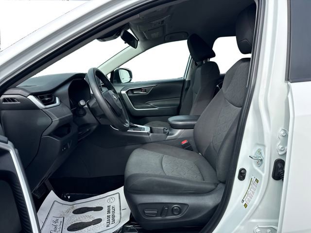 Used 2024 Toyota RAV4 XLE image 10