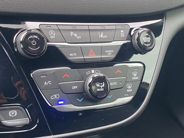 New 2026 Chrysler Voyager LX image 22