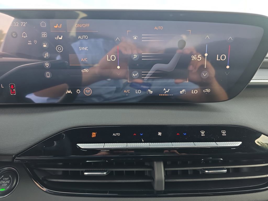 New 2026 Buick Enclave Sport Touring w/ Power Package image 26