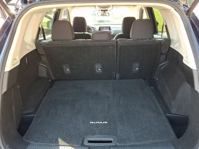 Used 2024 Nissan Rogue SV image 28