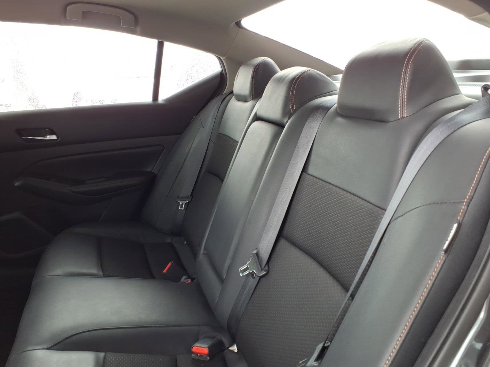 Certified 2021 Nissan Altima 2.5 SR image 19