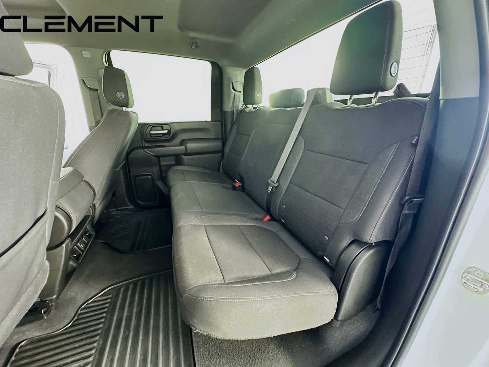 Used 2022 Chevrolet Silverado 2500 LT w/ Convenience Package image 32