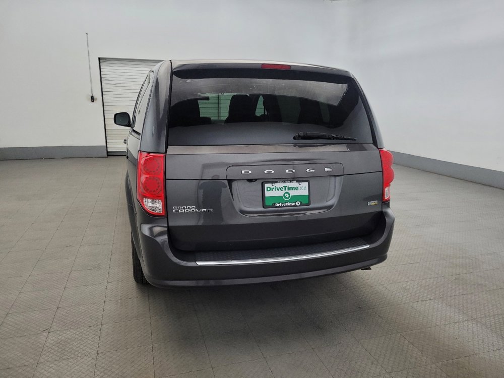 Used 2018 Dodge Grand Caravan SE image 6
