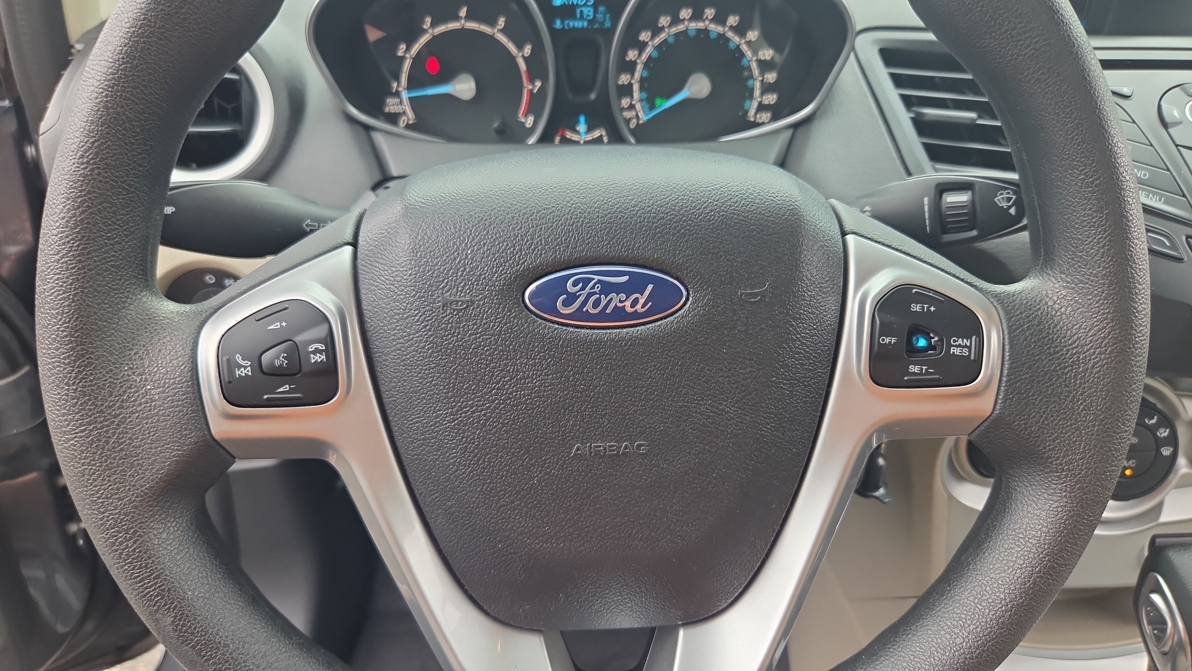 Used 2019 Ford Fiesta SE FWD image 29