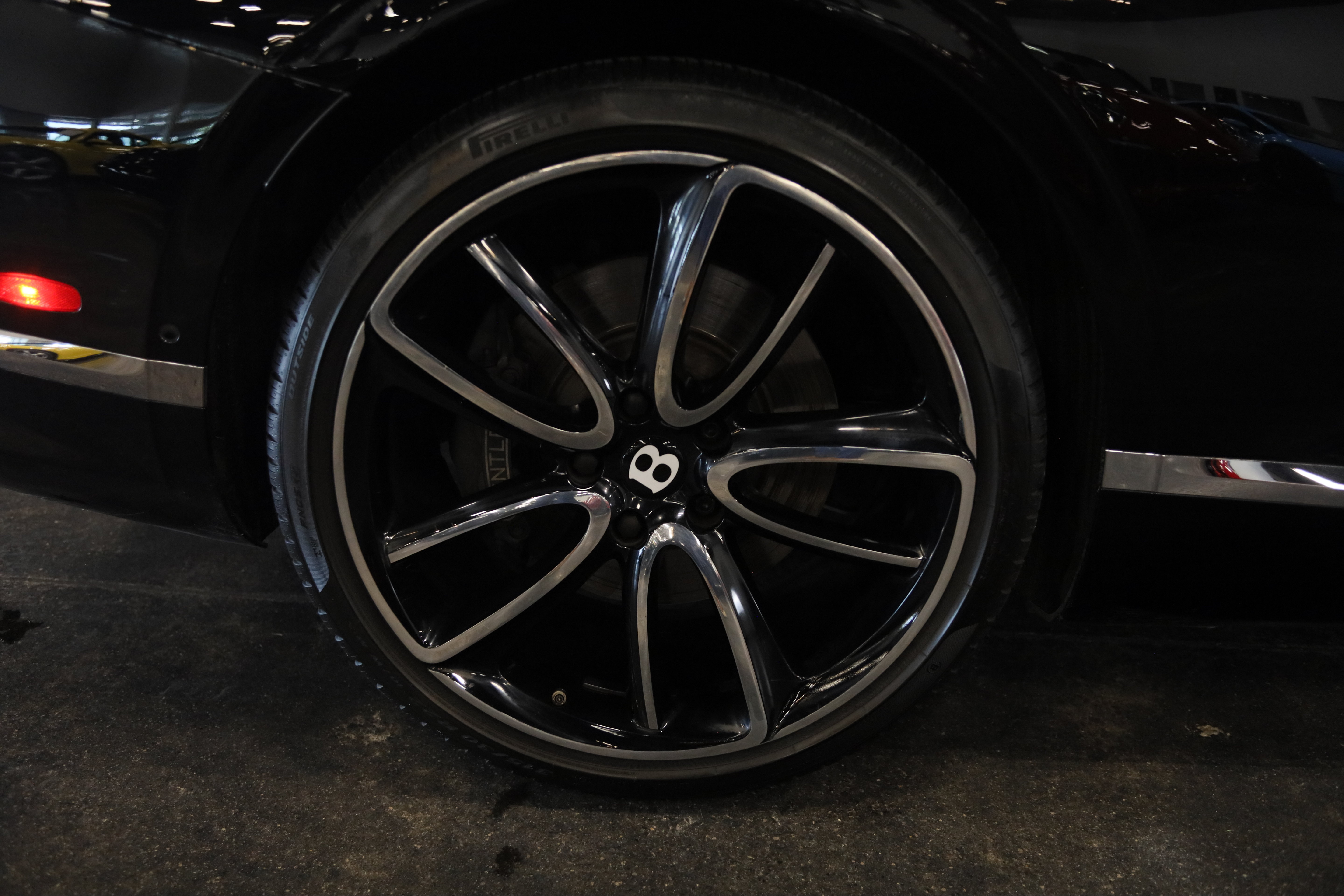 Used 2020 Bentley Continental GT AWD/4WD image 10
