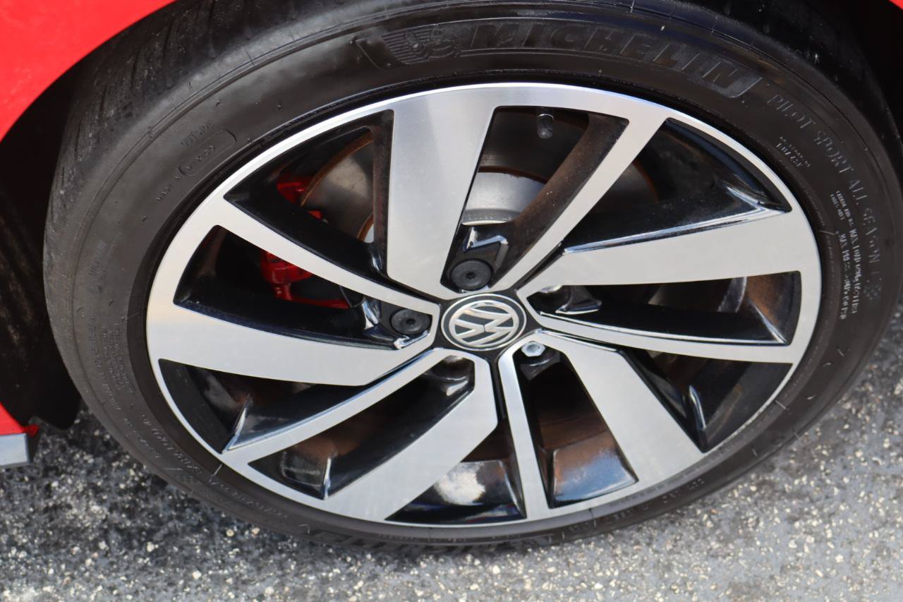 Used 2020 Volkswagen Jetta GLI FWD image 26