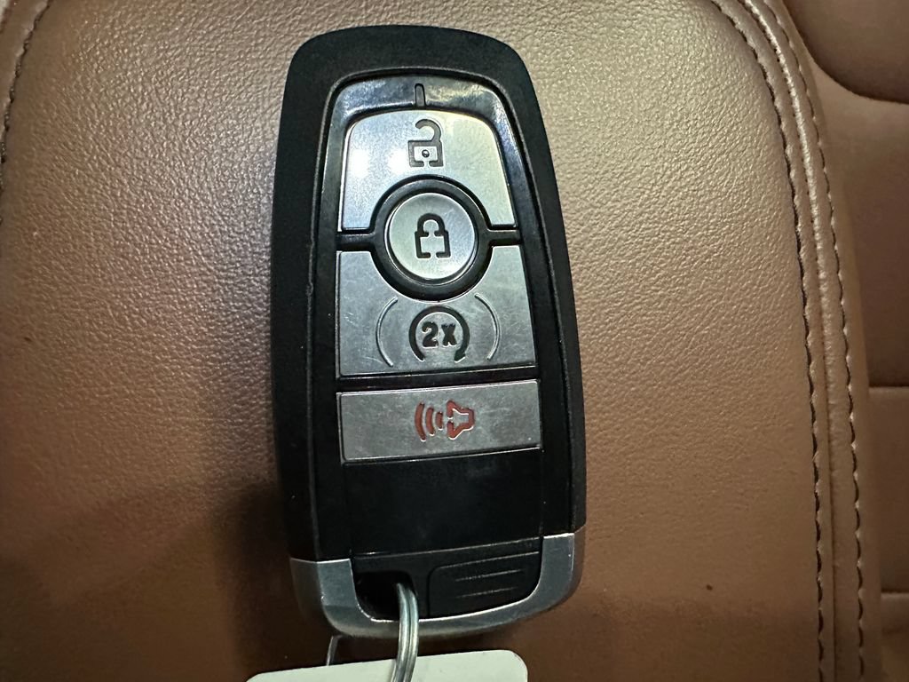 Used 2024 Ford Maverick Lariat AWD/4WD image 17