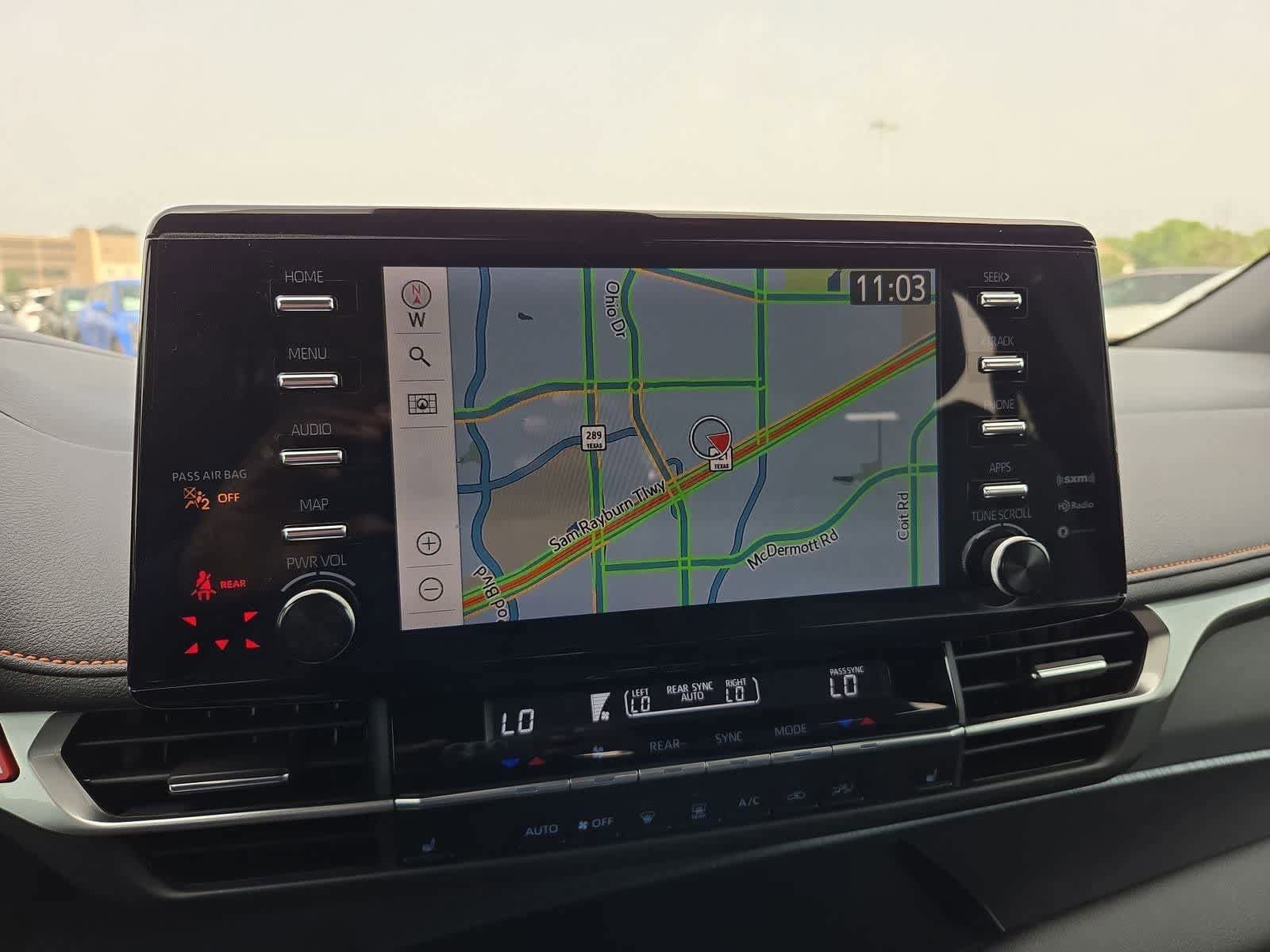 Used 2022 Toyota Sienna XSE FWD image 29