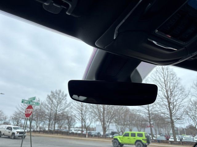 Used 2023 Jeep Wagoneer Series III w/ Premium Group I image 55