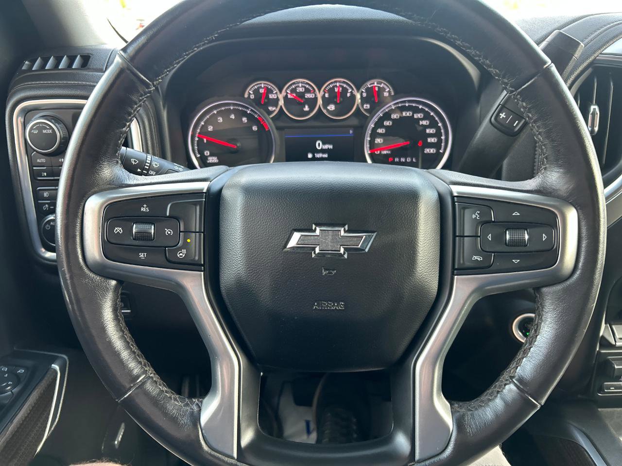 Used 2022 Chevrolet Silverado 1500 LT Trail Boss w/ Convenience Package II image 8