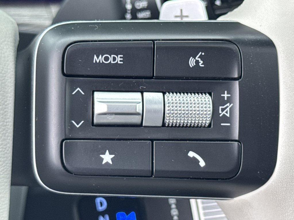 Used 2024 Hyundai Santa Fe Calligraphy AWD/4WD image 25