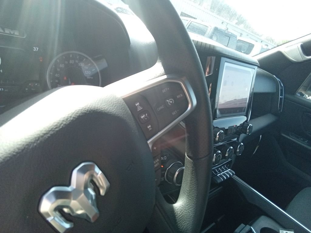 New 2026 RAM 1500 Express image 18